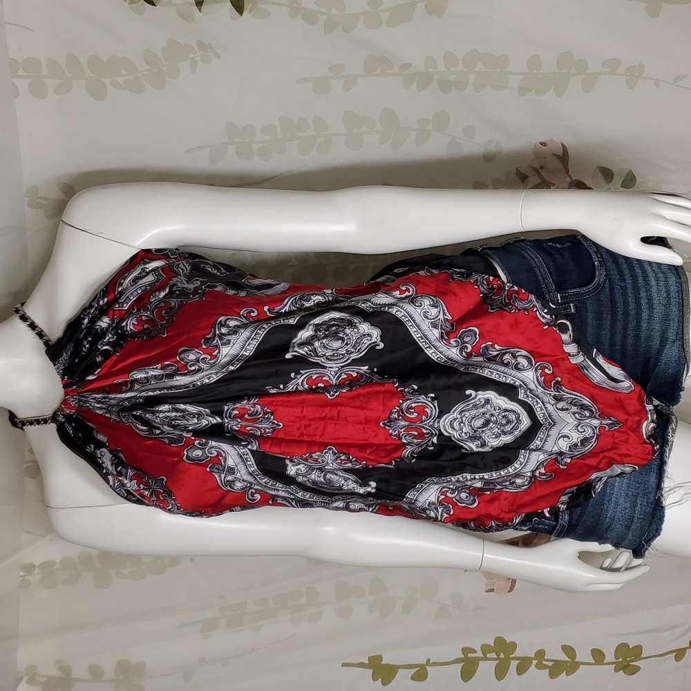 Cache Top. Used In Great Condition 100% Silk - image 2